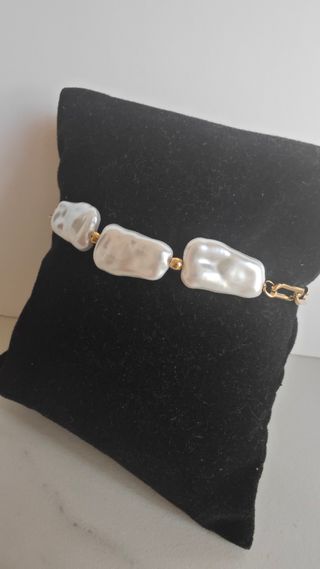 Pulsera 3 perlas acero dorado