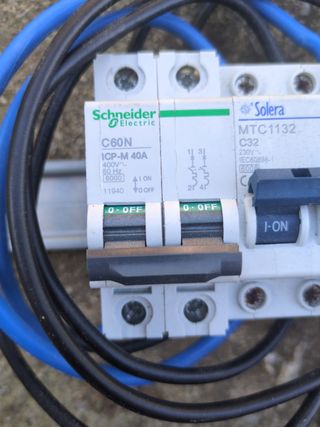 Schneider C60N ICP-M 40A Interruptor Automático