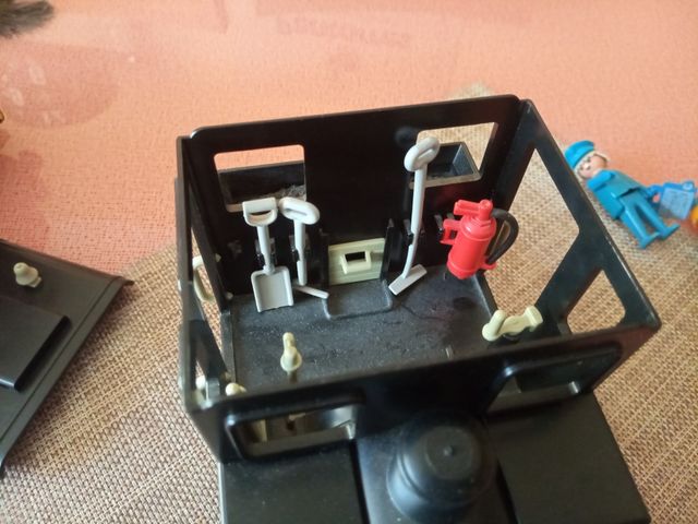 Locomotiva Playmobil con figure e accessori