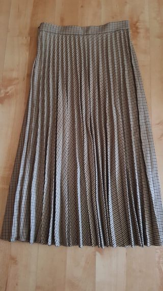 Falda Plisada Midi Camel , Zara Talla M