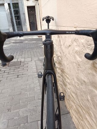Trek Madone Gen 8 Ultegra Di2 12v 
Talla M L
