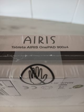 Tablet sin sacar de la caja Airis OnePAD 900x4