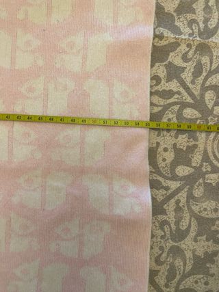 Manta de bebé Fenti rosa y blanca