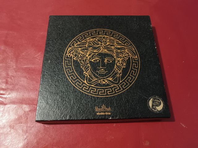 Piatto decorativo porcellana farfalle  Versace