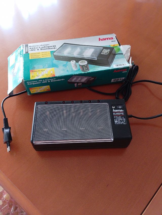 Cargador de pilas Hama NC 5 Standard