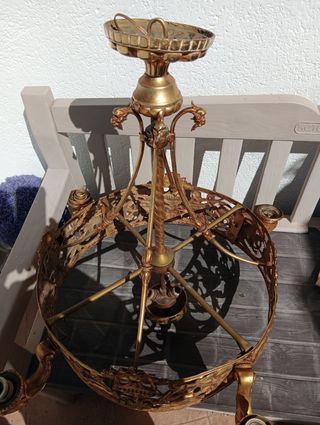 OFERTA 
Lámpara de araña antigua dorada