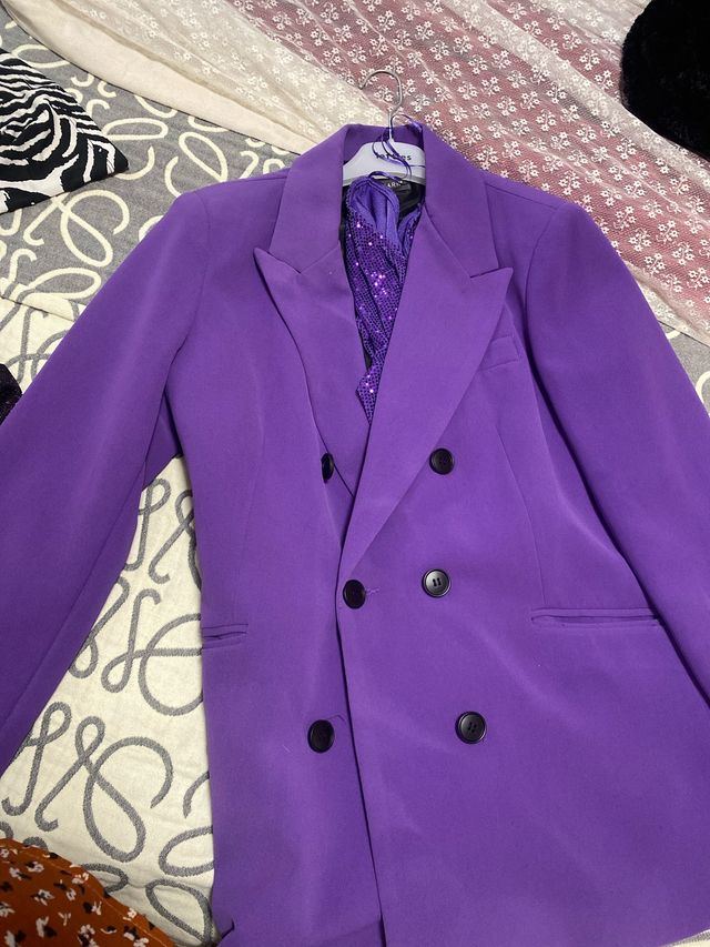 Elegante blazer morado