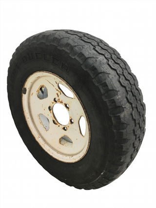 Llanta Mitsubishi Montero L040