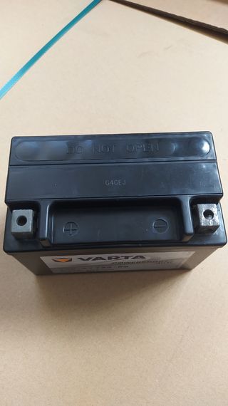 Batería Varta TX9-BS 12V 8Ah Powersports AGM