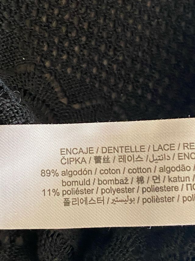 Blusa Zara encaje negra talla L