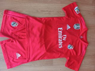 Conjunto Fútbol Real Madrid Niño T.10