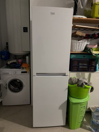 Nevera Beko en muy buen estado