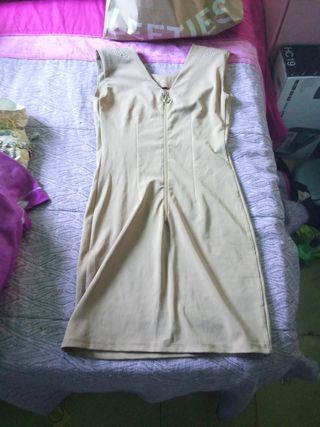 Abito da festa beige taglia M