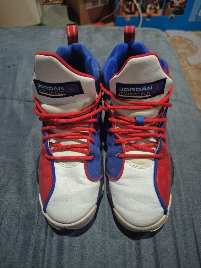 Botas Jordan Niño Talla 36.5