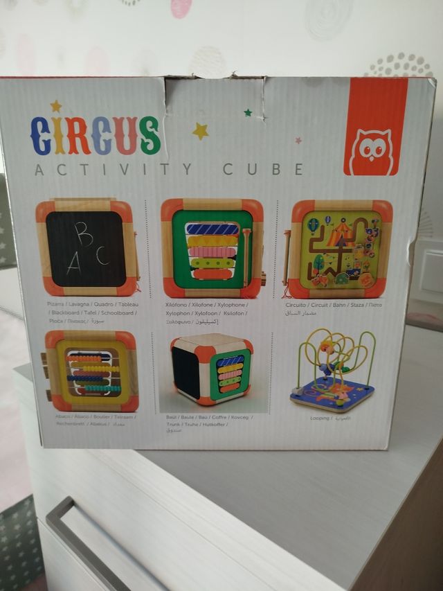 Cubo de Actividades Circus para Bebés