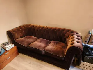 Sofá Chester Terciopelo Marrón