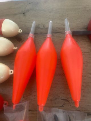 65 Boyas pesca madera, corcho, plomadas