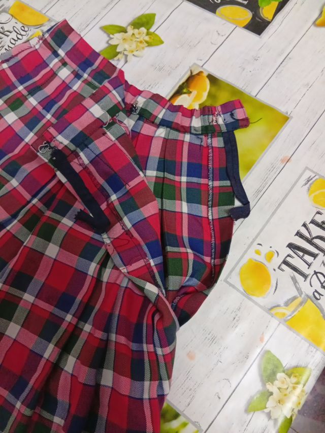 Falda de cuadros talla 3 