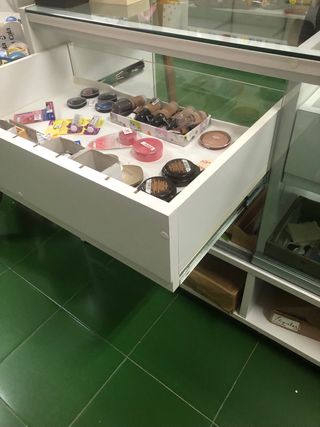 Mostrador de cristal para tienda