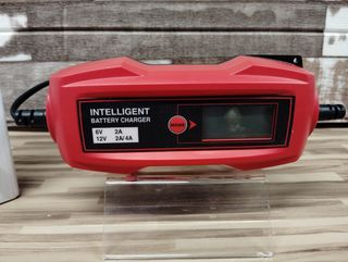 Cargador Batería  6V/12V 2A/4A