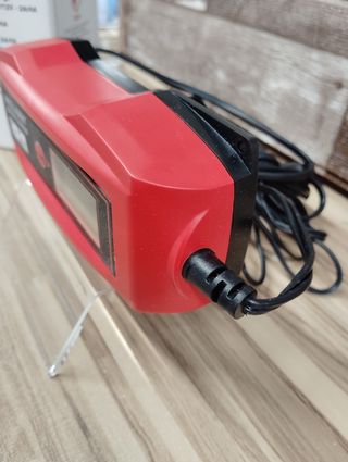 Cargador Batería  6V/12V 2A/4A