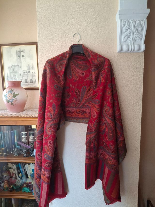 Manton,Lana Virgen 100% baturra