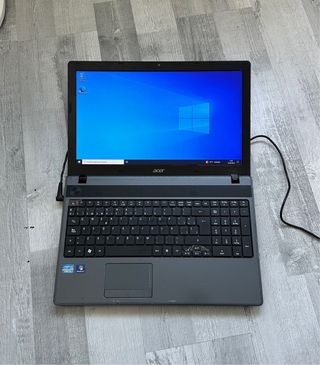 ACER 5749 - i3 - 4GB - 500GB HDD