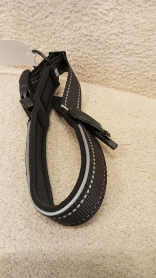 Coleira Preta com Suporte para Rastreador