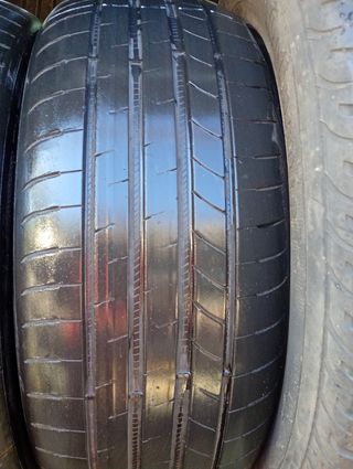 Neumáticos 215/50/18 96W
