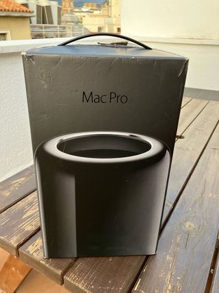 Apple Mac Pro 6.1
