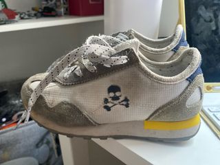 Zapatillas deportivas niño beige y gris