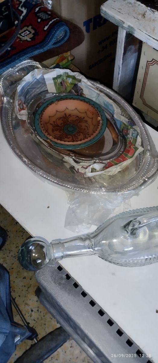 Bandeja y cuenco decorativos