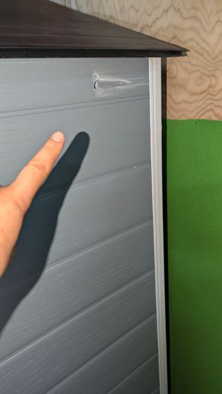 Caseta de resina gris 123x196x98 cm