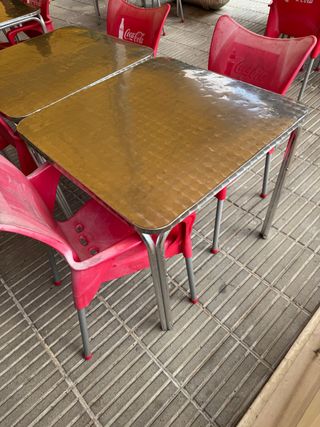 Tavolo da terrazza da bar 1m 80x80 e 2 unità 70x70