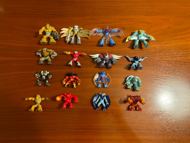 Lote Figuras Gormiti