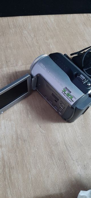 Videocámara JVC 32x Zoom Digital