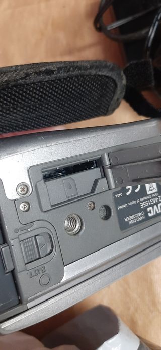 Videocámara JVC 32x Zoom Digital