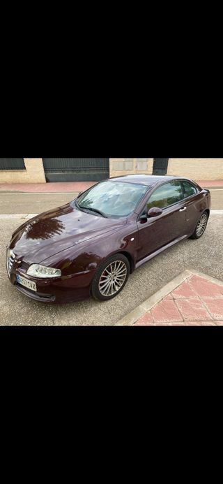 Alfa Romeo GT 2004