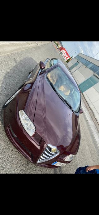 Alfa Romeo GT 2004