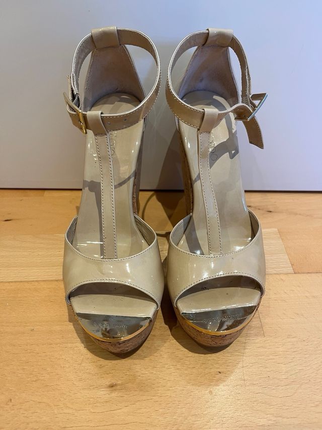 Cuñas Jimmy Choo Beige-nude