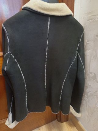 Chaqueta de piel natural, forro de borrego