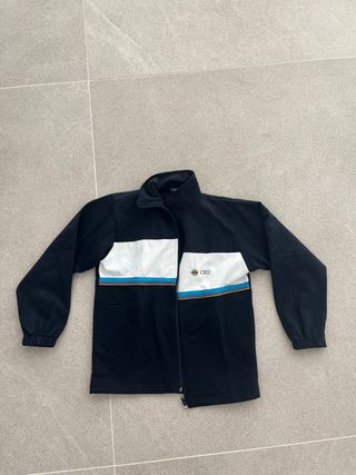 Chaqueta deportiva cremallera CEU T.16