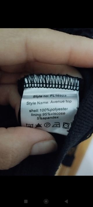 Camiseta negra con transparencias Talla XS