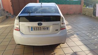 Toyota Prius 2012