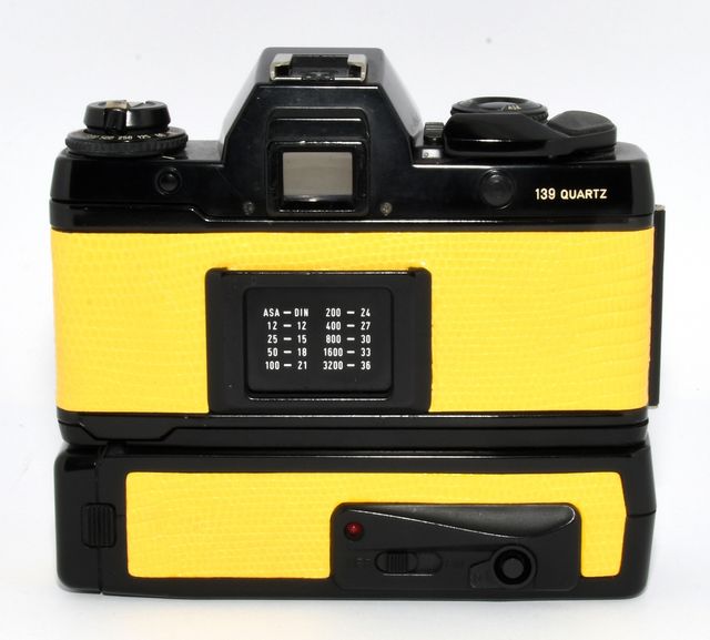 Cámara Contax 139 Quartz + Objetivo Planar 50mm 1.
