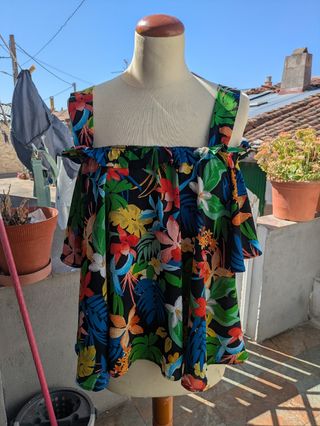 Blusa estampada Stradivarius Talla L