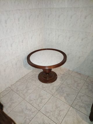 Mesita de madera y mármol