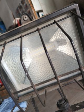 Foco de trabajo con trípode