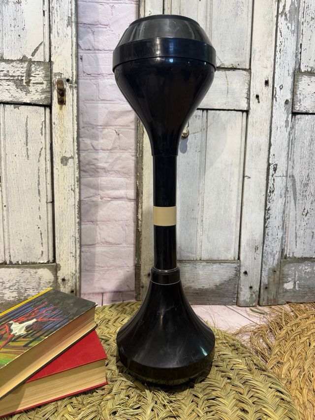 Posacenere da appoggio nero vintage