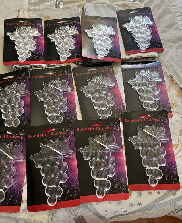 12 Bandejas Uvas Año Nuevo Transparente